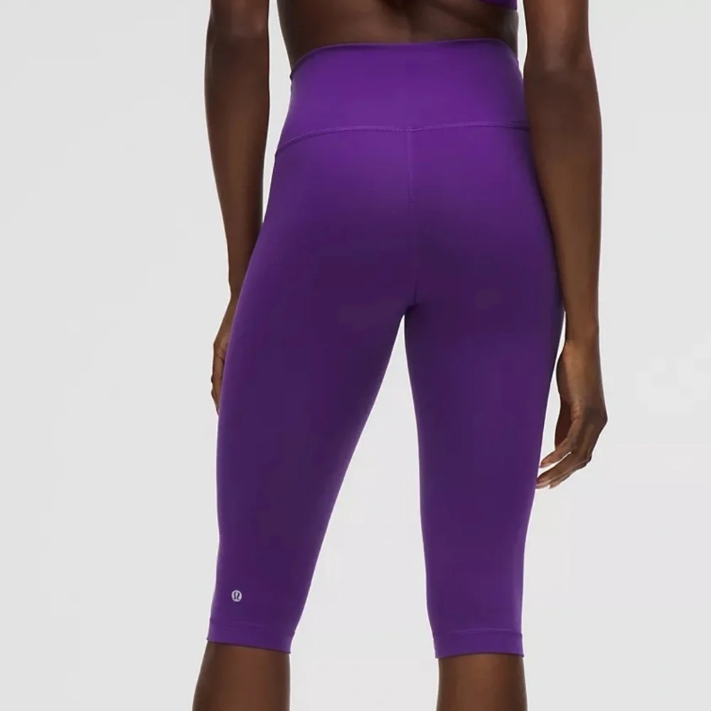 Lululemon Wunder Train HR Crop 15 Inch Everlux Leggings Purple
